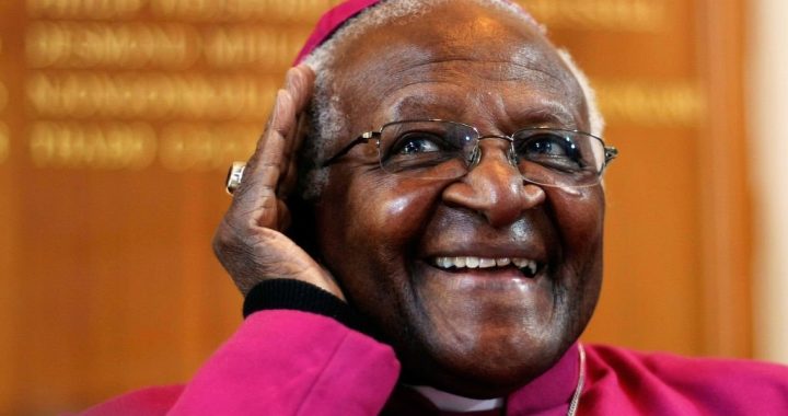 Morreu o Nobel da Paz Desmond Tutu, um dos rostos contra o Apartheid