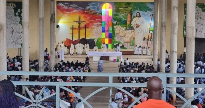 Luanda – P. Renzo Adorni, continuar a encontrar as pessoas…