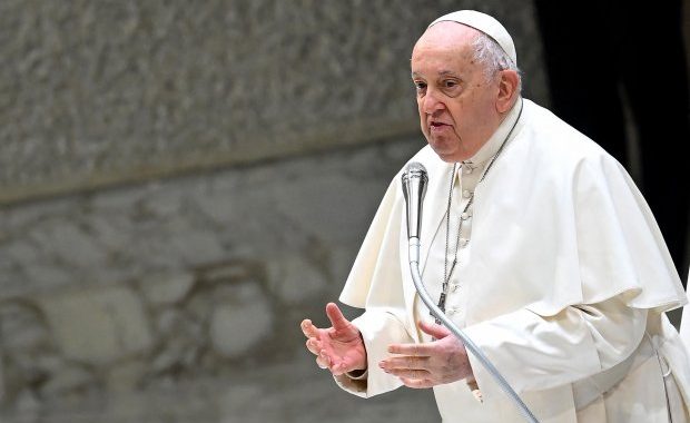 Papa alerta para tentação populista